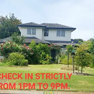 Airport Homestay Homestay Perth